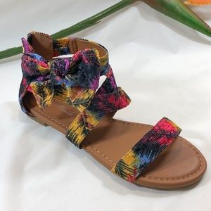 NWOB Women’s Purple Multi-colored Fabric Sandal